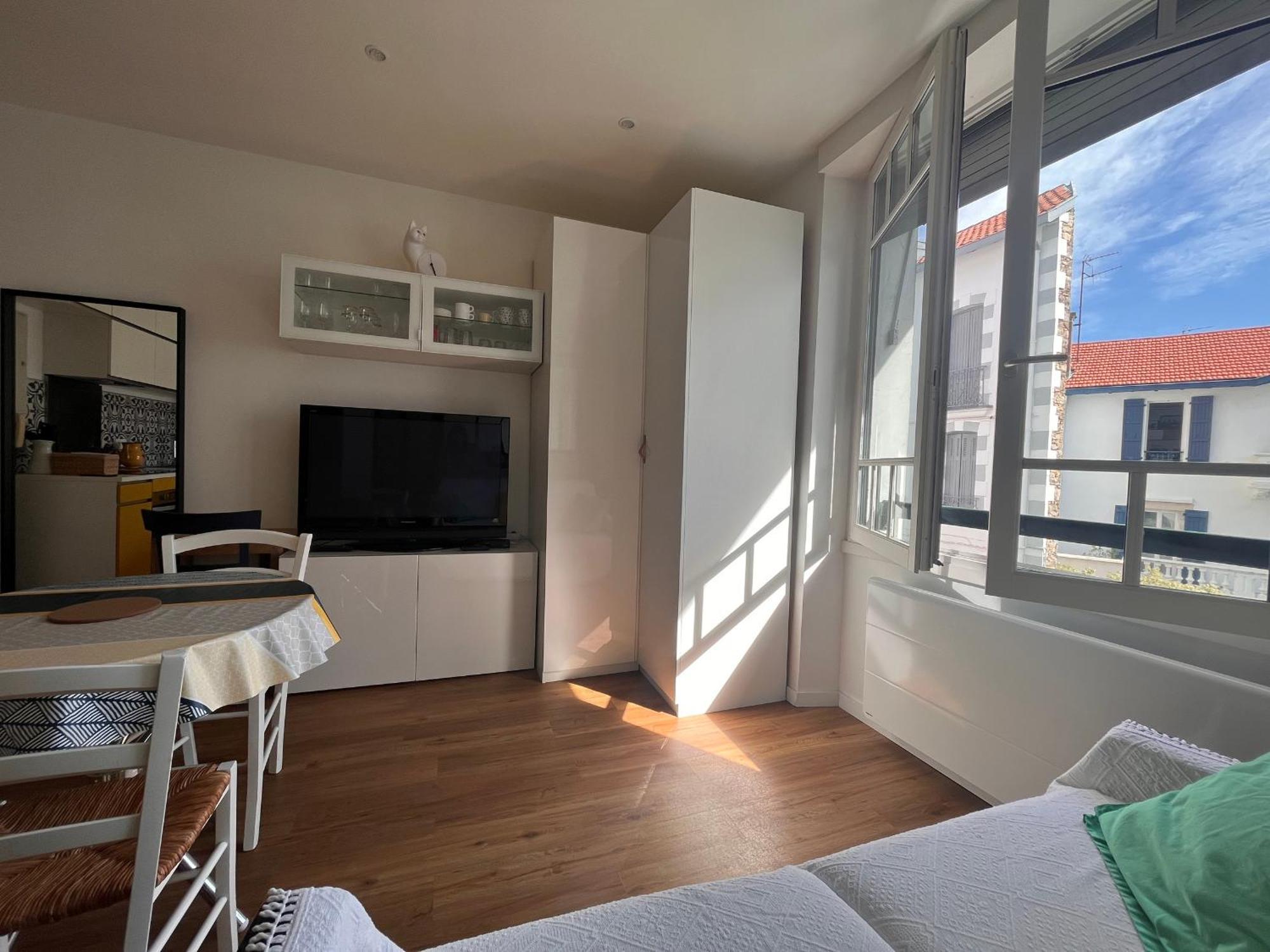 Appartement Lumineux 1 Chambre Au Coeur De Saint-Jean-De-Luz, Proche Plage Et Halles - Fr-1-239-890 Kültér fotó